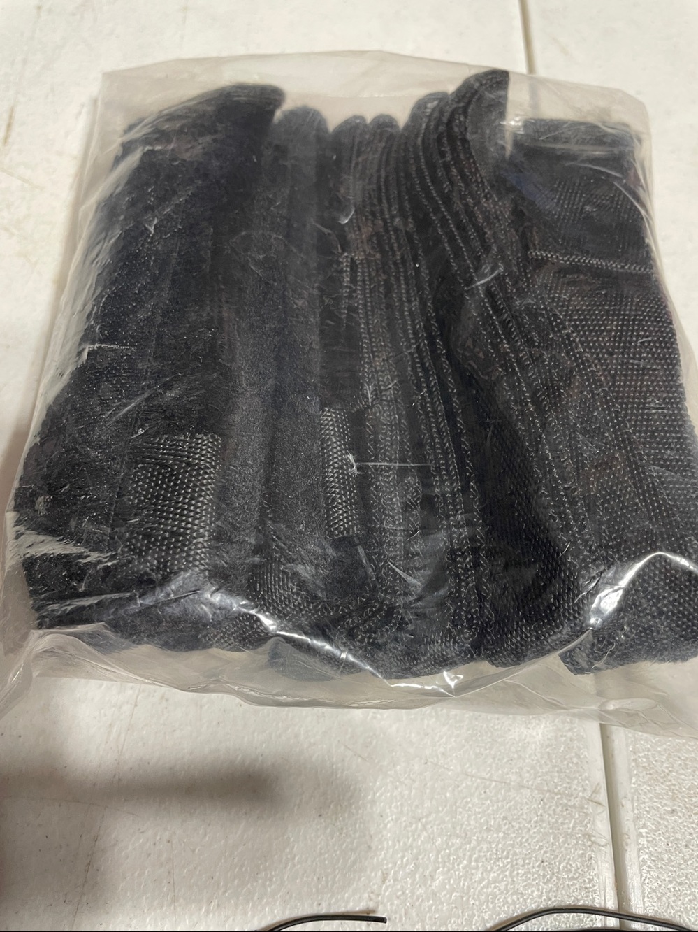 straps never opened